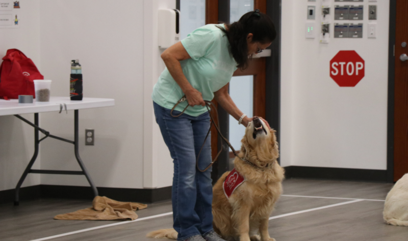 D131 EA Paws Program training session.