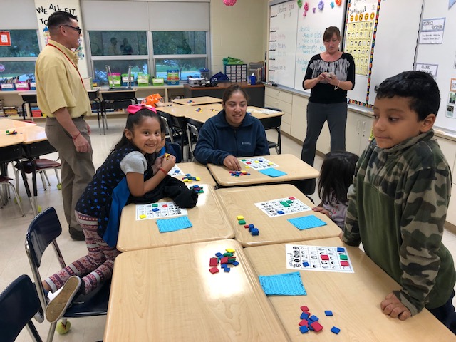 Dieterich Elementary School families enjoyed our SEL sponsored Family Game Night.