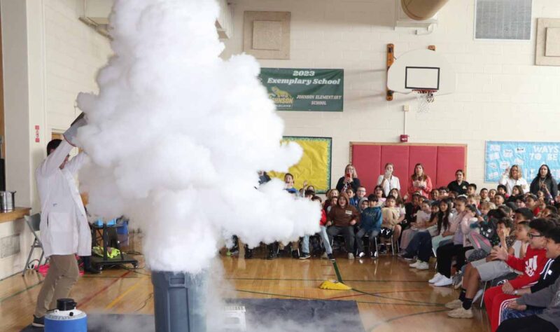 A cloud demonstration amazed the students.