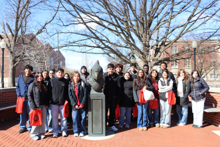 Students on a campus tour of Illinois State University of